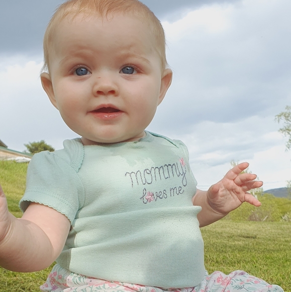 Meet your Posher, Amanda - Picture 2 of 2